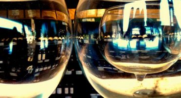 Travelers in Australia Spend More on Wine