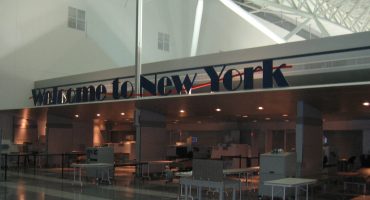 Delays at JFK airport after computer glitch