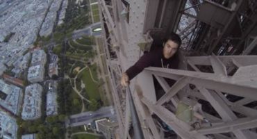 Adrenaline junkie climbs Eiffel Tower