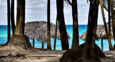 How to travel to Cuba