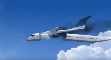 Aircraft with a capsule to save passengers