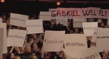 Ylvis sing to help Kenyan fly his plane #EngineforGabriel