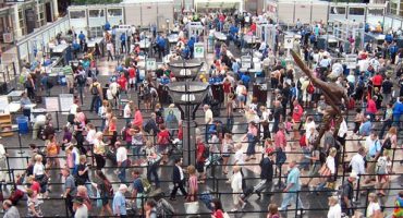 How to avoid long TSA lines at the airport