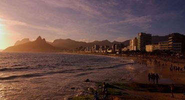 Brazil waives visa for US travelers this summer