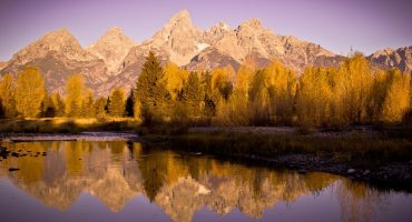 Top 10 Places For Crazy Beautiful Fall Colors