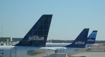jetBlue Is Celebrating Christmas With 12 Days Of Deals