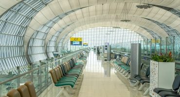 Johnny Jet: 5 Airport Travel Tips You Need to Know Before Flying