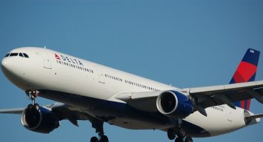 Passengers On This Delta Flight Were Treated To A Mid-Air Performance From Kenny G