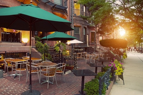 Outdoor Café in Boston