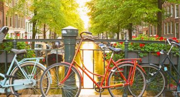 Super Cheap Flights To Europe With WOW air!