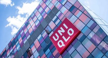 Uniqlo Opens Airport Vending Machines Selling Essential Items